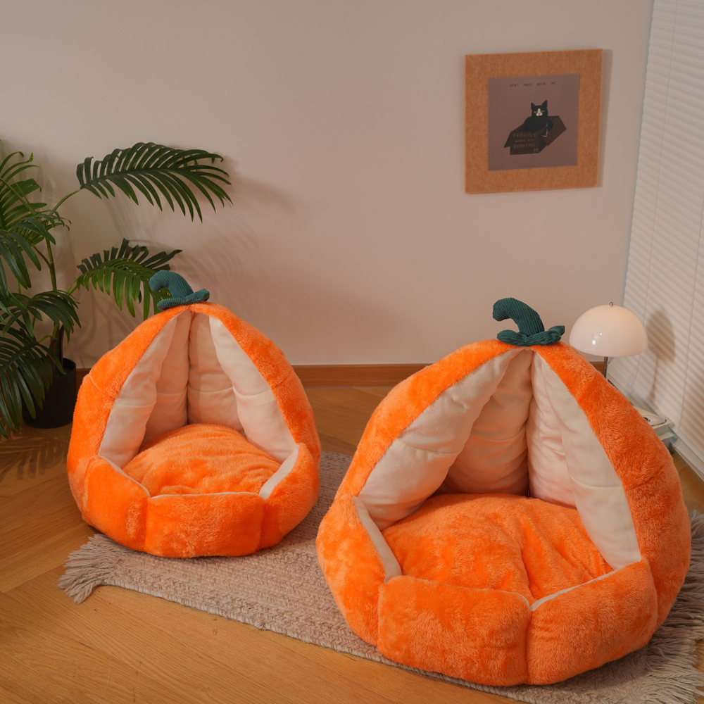 Pumpkin Cave Cat Bed - Ultra-Soft Plush Sanctuary