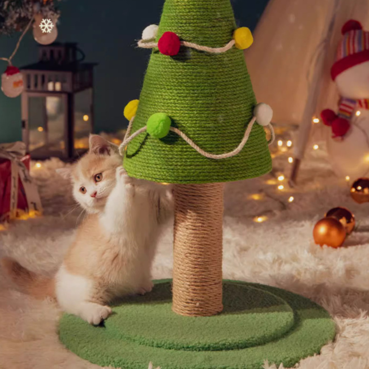 Festive Christmas Tree Cat Scratcher – Holiday Enrichment Post