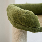 Close-up of the green plush-covered border on the cat tree’s upper perch above a rope-wrapped post.