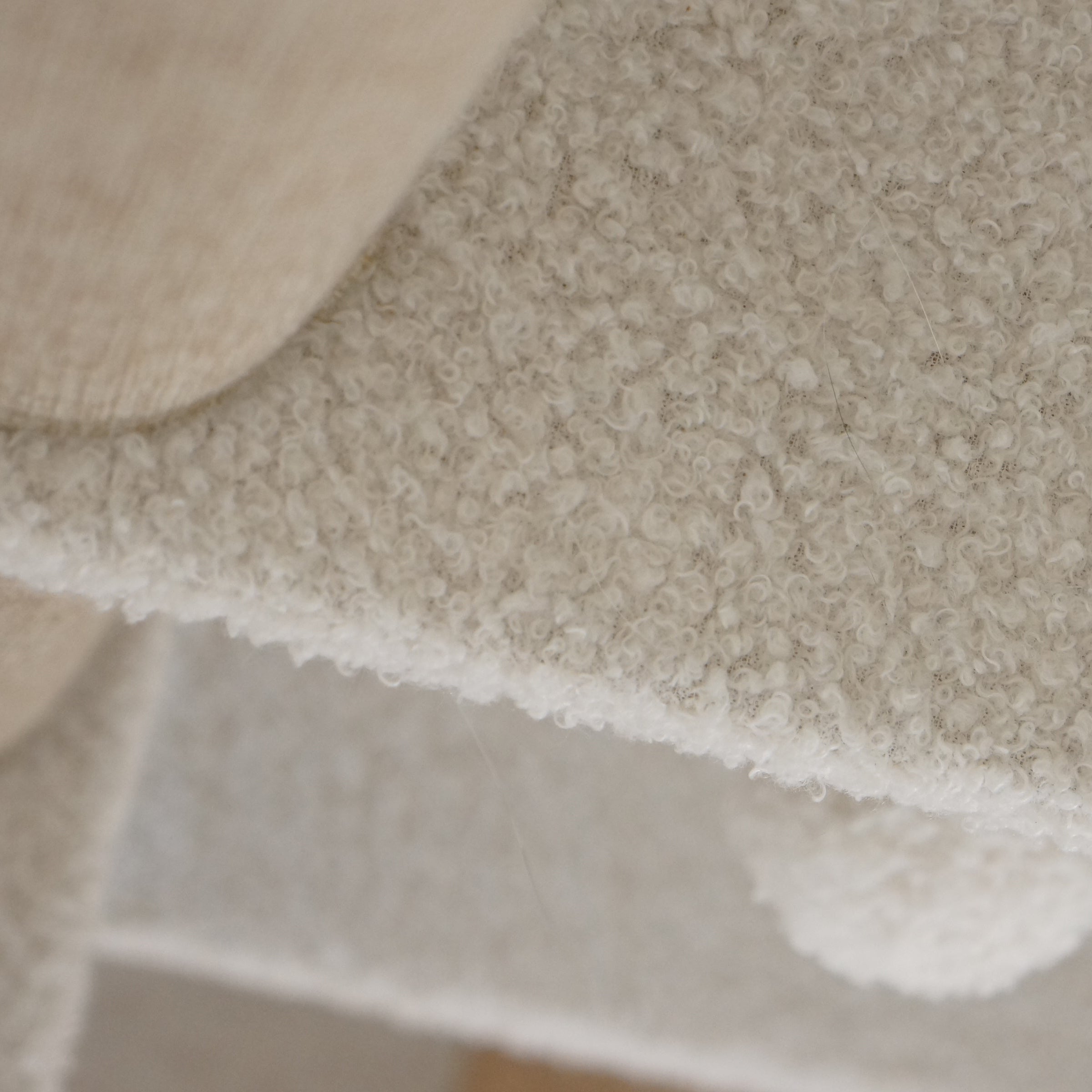 Multi-Level Cat Tree NZ – 140cm Condo Tower with Scratching Posts