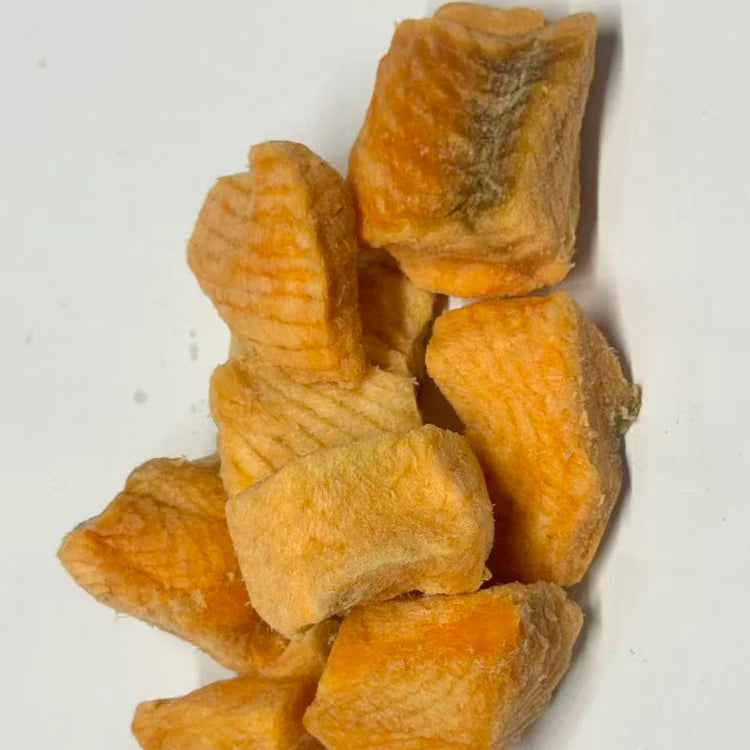 Freeze-Dried King Salmon Chunks for Cats – 100% NZ Salmon
