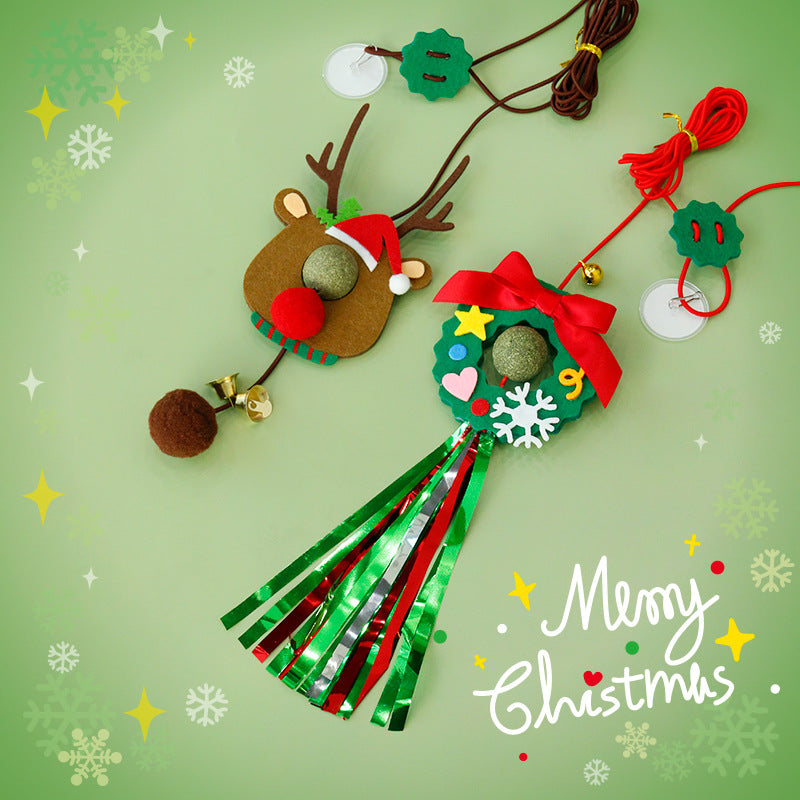 Holiday Catnip Wall Toy – Wreath or Reindeer with Bells