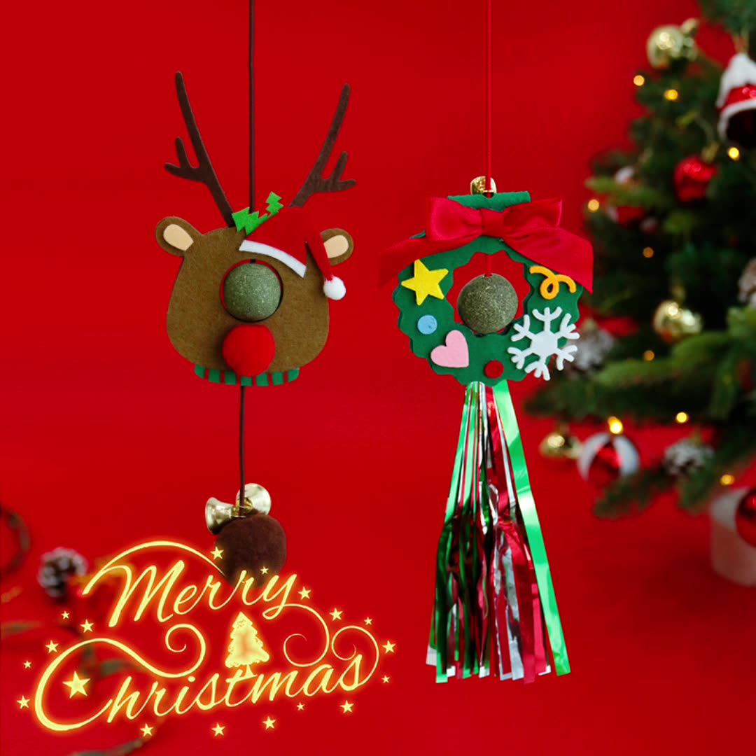 Holiday Catnip Wall Toy – Wreath or Reindeer with Bells