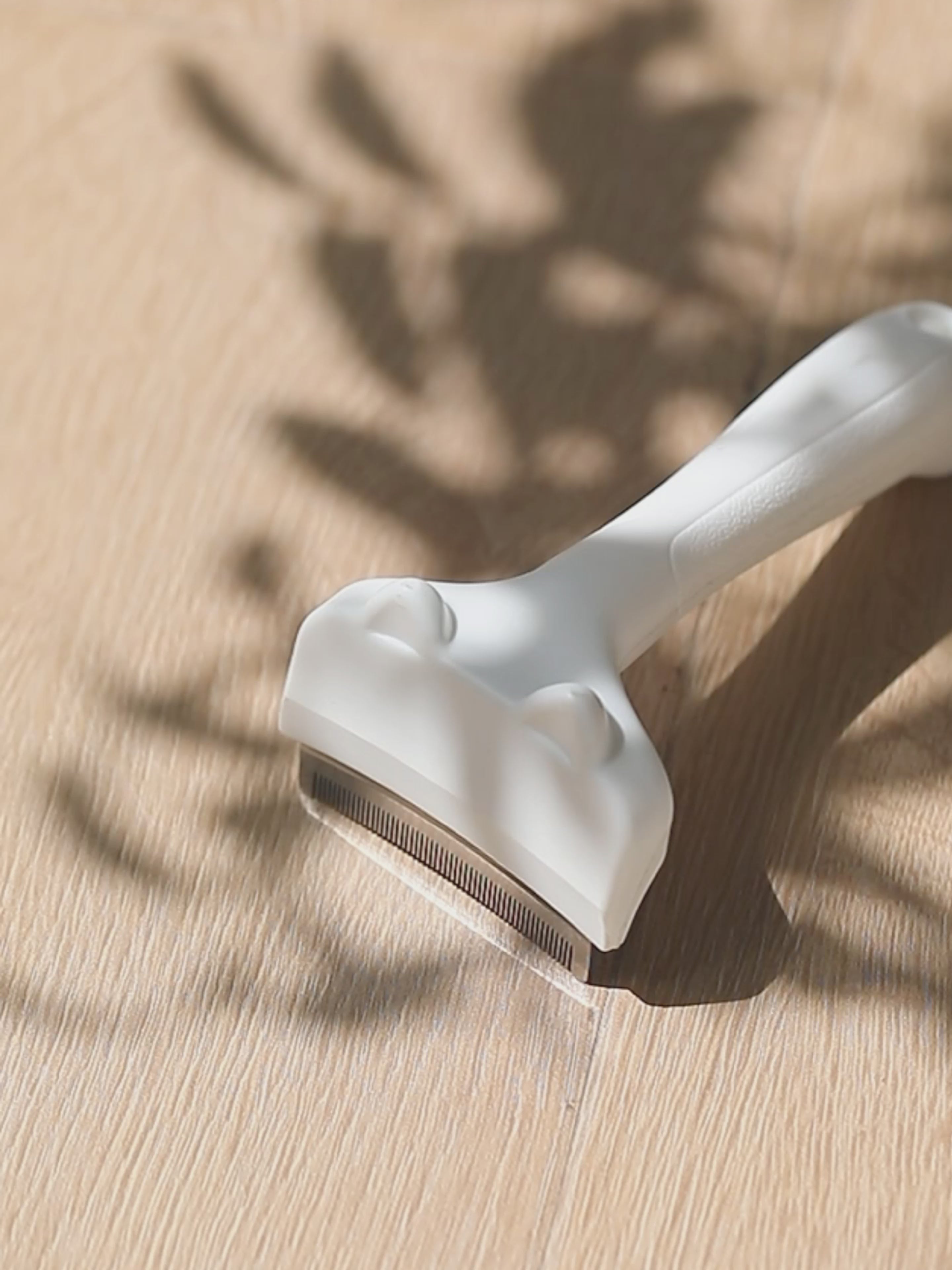 Super Duper Good Cat Brush